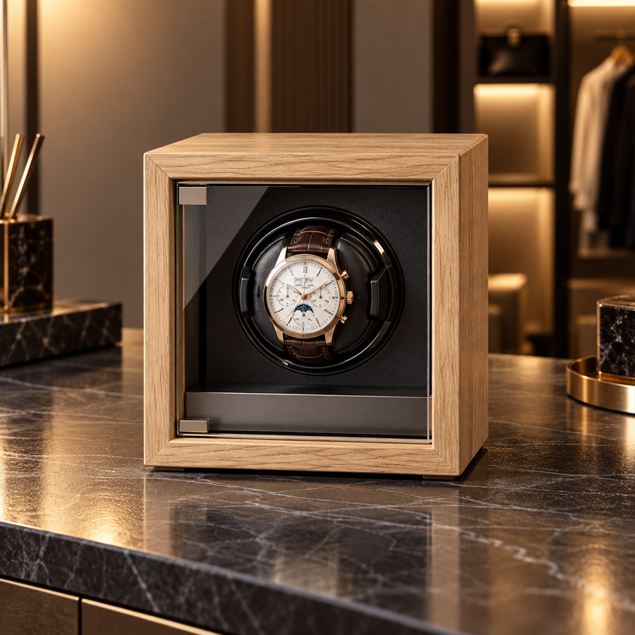 Atelier 1 montre, bois clair et intérieur noir