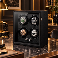 Nocturne – 4 montres, finition noire, deux boutons argentés — vue secondaire